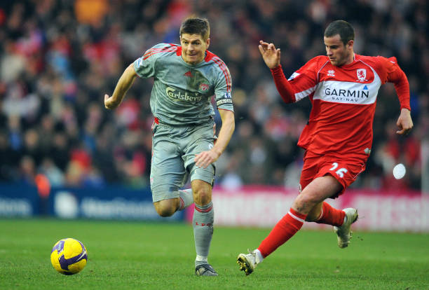 地对足球比 地对足球比